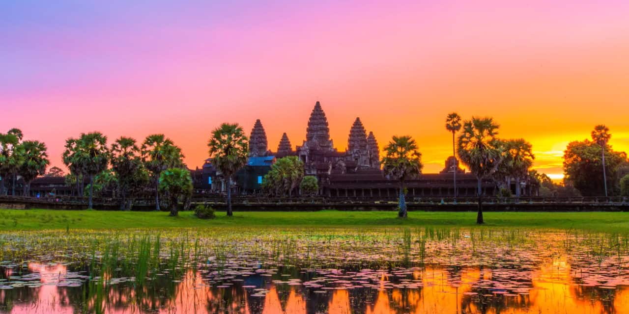 Cambodia & Vietnam Tour with Flights
